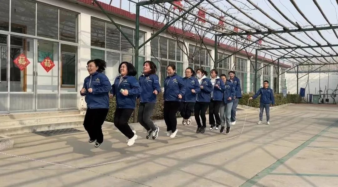 女神節(jié)快樂(lè)丨春風(fēng)如你，熠熠芳華